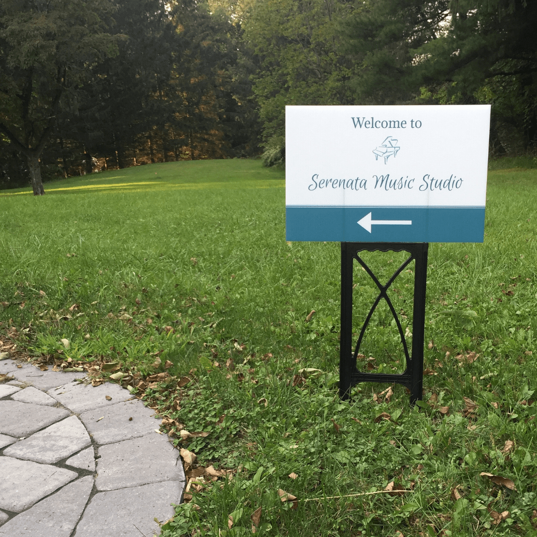 Piano lessons studio sign at Serenata Music Studio in Chester, NJ